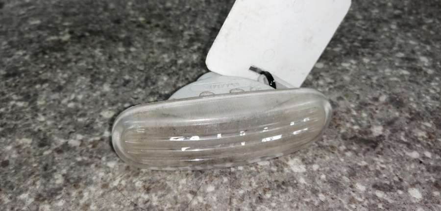 Повторитель передний правый Fiat Doblo 2008г. | Фото № 2 Повторитель передний правый Fiat Doblo 2008г. - Фото 2