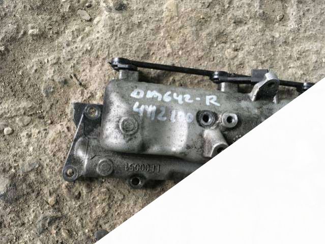 Впускной коллектор Mercedes-Benz R W251 2008г. | Фото № 1 Впускной коллектор Mercedes-Benz R W251 2008г. - Фото 1