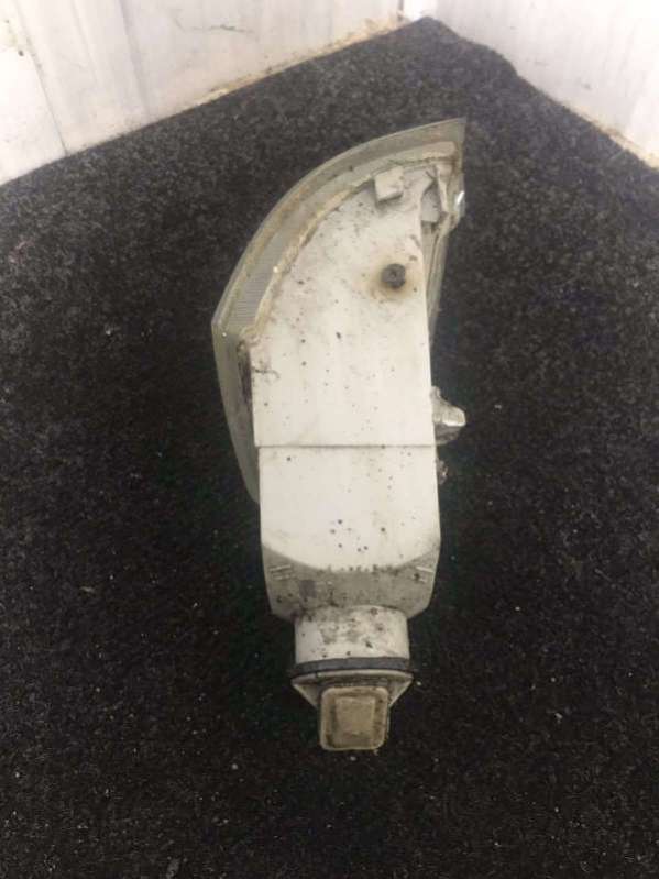 Повторитель передний правый Citroen Xantia 1998г. | Фото № 1 Повторитель передний правый Citroen Xantia 1998г. - Фото 1