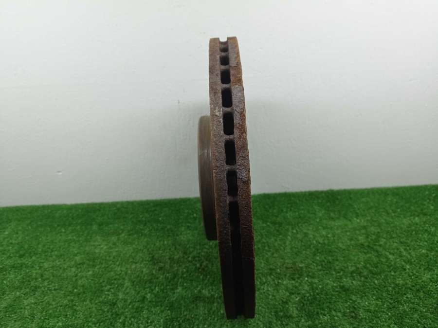 Диск тормозной передний Volvo XC40 Джип 2020г. | Фото № 2 Диск тормозной передний Volvo XC40 Джип 2020г. - Фото 2