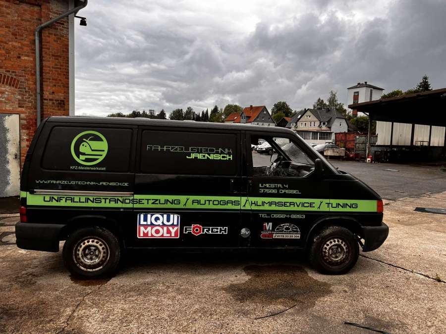 Ручка двери сдвижной наружная правая Volkswagen Transporter (T4) (1990-2003) Микроавтобус 1997г. | Фото № 8 Ручка двери сдвижной наружная правая Volkswagen Transporter (T4) (1990-2003) Микроавтобус 1997г. - Фото 8