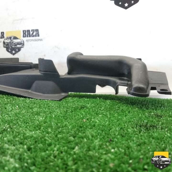 8W0821170 Накладка крыла (уголок зеркала) переднего правого  Audi A4 2017г. | Фото № 4  8W0821170 Накладка крыла (уголок зеркала) переднего правого  Audi A4 2017г. - Фото 4