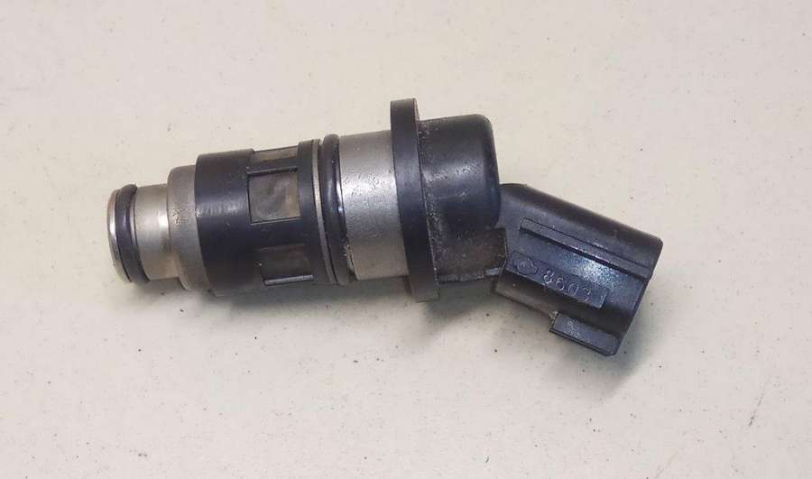 Форсунка  Nissan Almera N15 1998г. | Фото № 1   Форсунка  Nissan Almera N15 1998г. - Фото 1