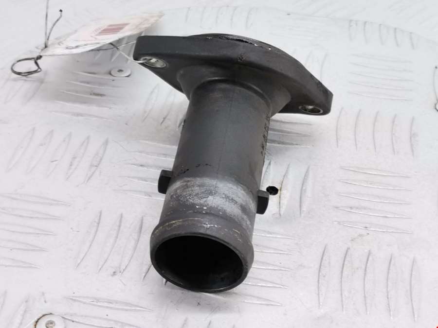 045121121A Корпус термостата Volkswagen Golf 6 (2007-2012) Хетчбэк 5дв. 2009г. | Фото № 3 045121121A Корпус термостата Volkswagen Golf 6 (2007-2012) Хетчбэк 5дв. 2009г. - Фото 3