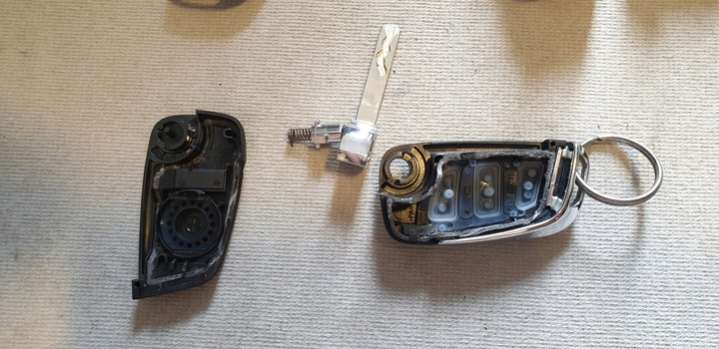 2010-18 Замок зажигания Citroen C4 2 поколение (2011-2024) 2011г. | Фото № 2 2010-18 Замок зажигания Citroen C4 2 поколение (2011-2024) 2011г. - Фото 2