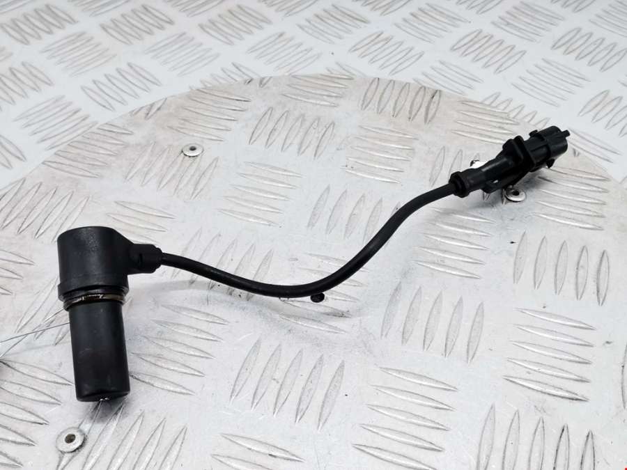 Датчик коленвала Opel Astra H (2004-2014) Универсал 2008г. | Фото № 1 Датчик коленвала Opel Astra H (2004-2014) Универсал 2008г. - Фото 1