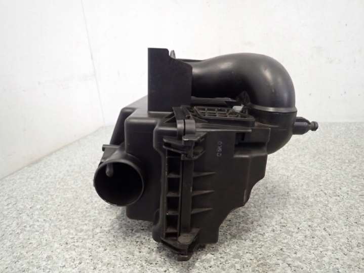 MAZDA6 Корпус воздушного фильтра Mazda 2 1 поколение (003-005) 2003г. | Фото № 4 MAZDA6 Корпус воздушного фильтра Mazda 2 1 поколение (003-005) 2003г. - Фото 4