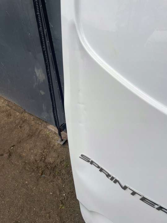 A9077421800 Дверь задняя левая Mercedes Sprinter W907/W910 (2018-2024) 2018г. | Фото № 3 A9077421800 Дверь задняя левая Mercedes Sprinter W907/W910 (2018-2024) 2018г. - Фото 3