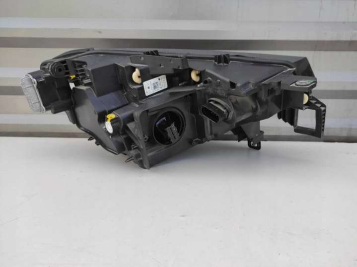 11B941035E Фара левая Volkswagen ID.3 1 поколение (2019-2024) 2019г. | Фото № 5 11B941035E Фара левая Volkswagen ID.3 1 поколение (2019-2024) 2019г. - Фото 5