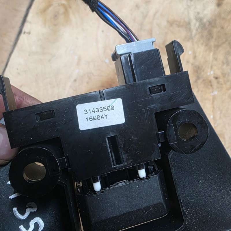 31433500 Кнопка ручного тормоза (ручника) Volvo XC60 1 2016г. | Фото № 5 31433500 Кнопка ручного тормоза (ручника) Volvo XC60 1 2016г. - Фото 5