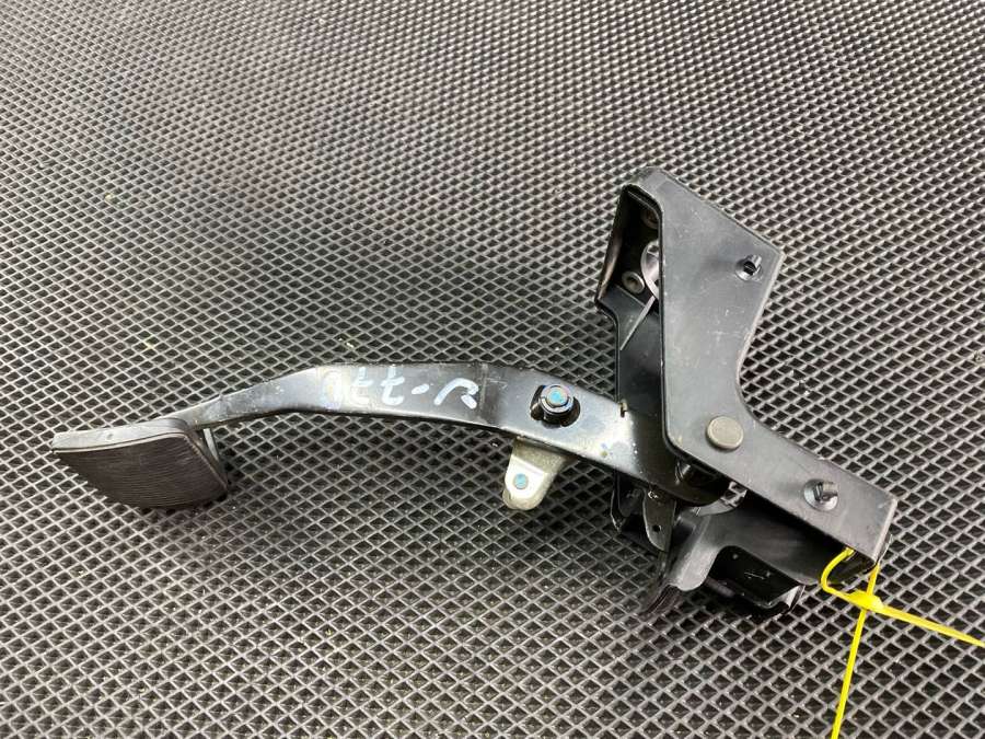 C2Z32158X232450AC Педаль тормоза  Jaguar XF X250 2011г. | Фото № 3  C2Z32158X232450AC Педаль тормоза  Jaguar XF X250 2011г. - Фото 3