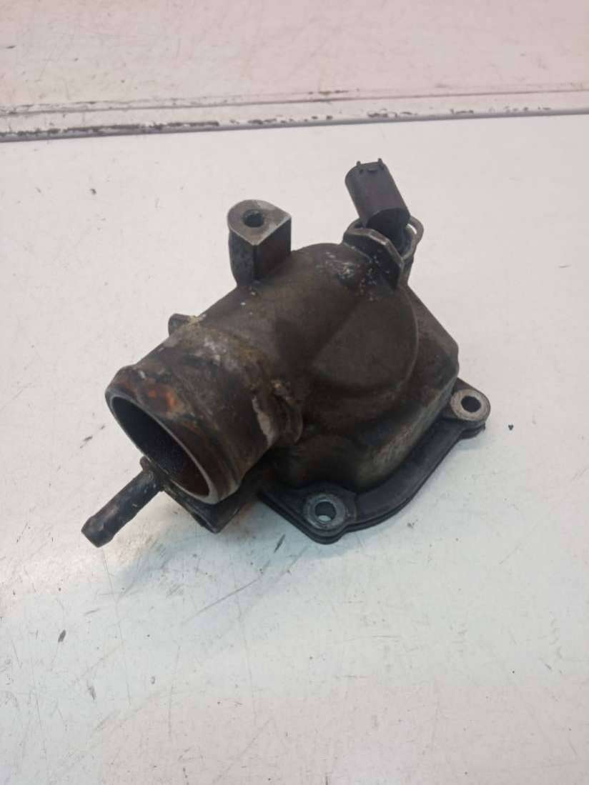 245192 Корпус термостата Mercedes-Benz Viano W639 2013г. | Фото № 1 245192 Корпус термостата Mercedes-Benz Viano W639 2013г. - Фото 1