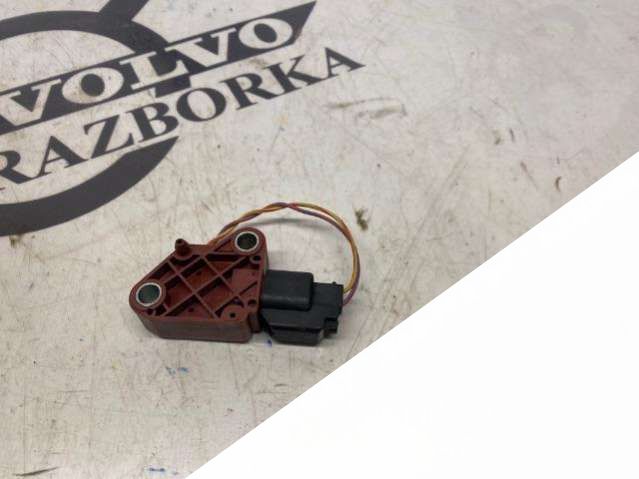 30737138 Датчик удара Volvo V70 2008г. | Фото № 2 30737138 Датчик удара Volvo V70 2008г. - Фото 2