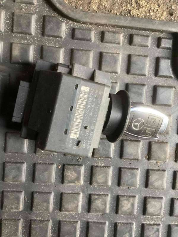 2095450508 Замок зажигания Mercedes-Benz CLK C209/A209 2005г. | Фото № 3 2095450508 Замок зажигания Mercedes-Benz CLK C209/A209 2005г. - Фото 3