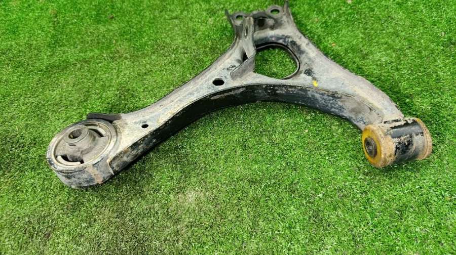 51360SNAA03 Рычаг передний левый Honda Civic 8 4D 0000г. | Фото № 8 51360SNAA03 Рычаг передний левый Honda Civic 8 4D 0000г. - Фото 8