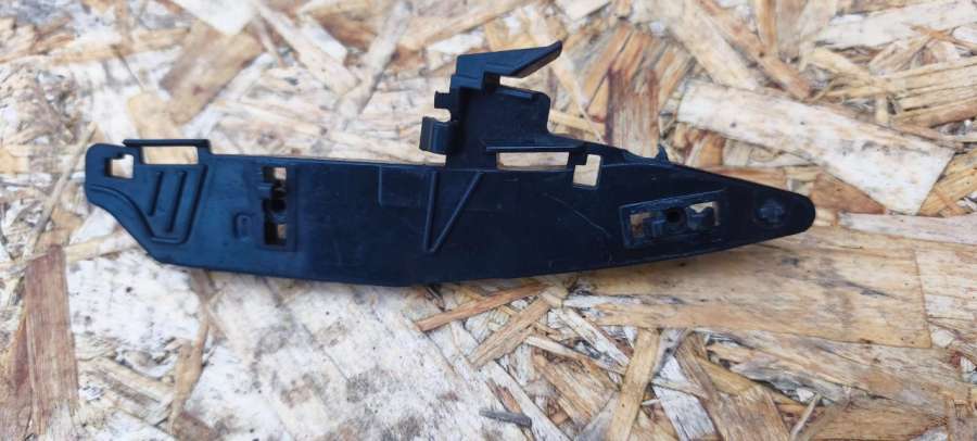 7399981 Кронштейн крепления бампера переднего BMW X4 G02 2022г. | Фото № 1 7399981 Кронштейн крепления бампера переднего BMW X4 G02 2022г. - Фото 1