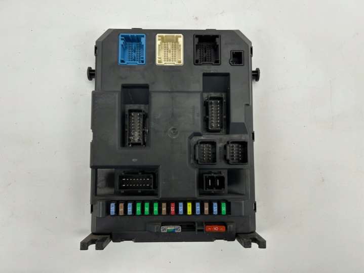 9666952280 Блок предохранителей Citroen C3 2 поколение (2009-2013) 2009г. | Фото № 1 9666952280 Блок предохранителей Citroen C3 2 поколение (2009-2013) 2009г. - Фото 1