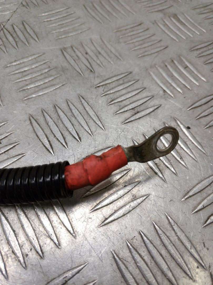 Провод с генератора на стартер BMW 3 2001г. | Фото № 2 Провод с генератора на стартер BMW 3 2001г. - Фото 2