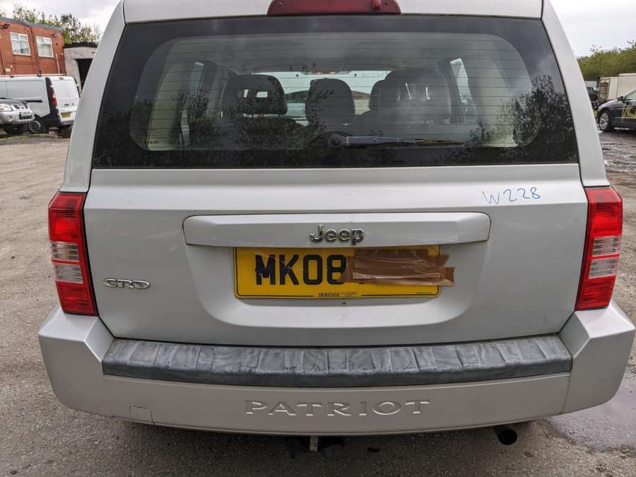 P04671918AE Блок управления центральным замком Jeep Patriot (MK) (2006-2016) Внедорожник 5дв. 2007г. | Фото № 14 P04671918AE Блок управления центральным замком Jeep Patriot (MK) (2006-2016) Внедорожник 5дв. 2007г. - Фото 14