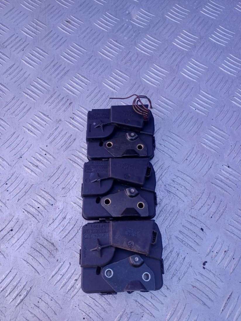 8218849 Замок стекла двери багажника BMW 5 E60/E61 Универсал 2007г. | Фото № 1 8218849 Замок стекла двери багажника BMW 5 E60/E61 Универсал 2007г. - Фото 1