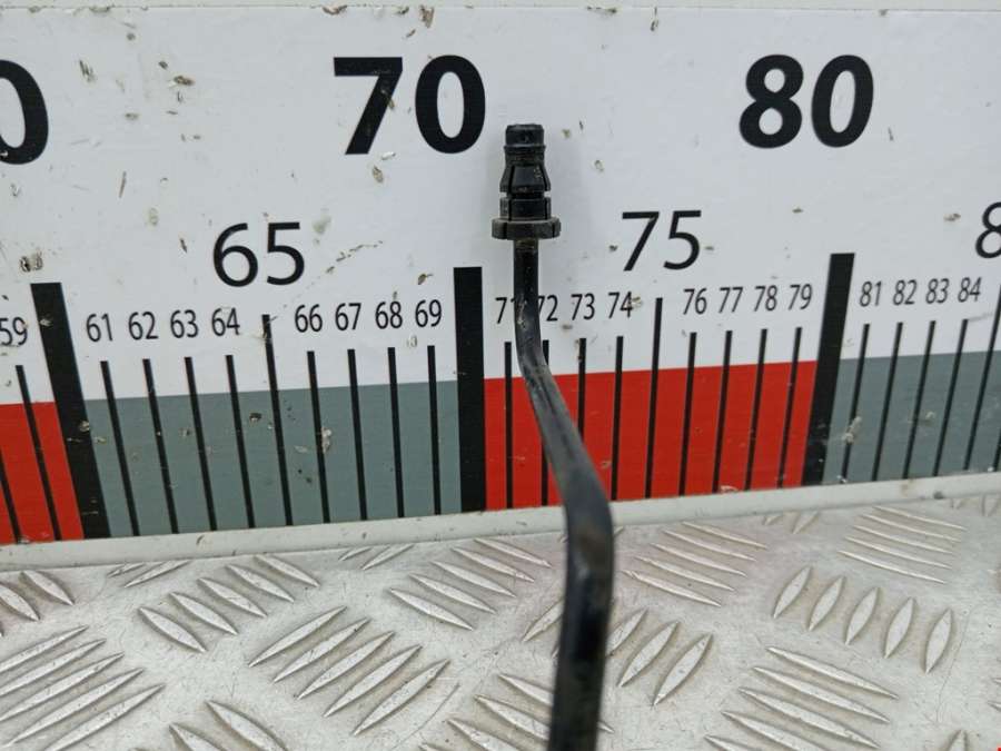 Трубка сцепления Volkswagen Passat 6 (2005-2010) Седан 2009г. | Фото № 4 Трубка сцепления Volkswagen Passat 6 (2005-2010) Седан 2009г. - Фото 4