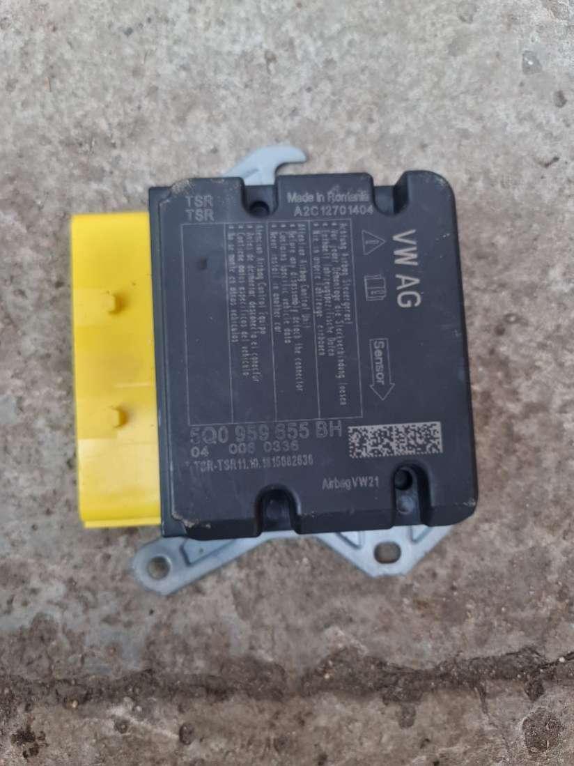 5Q0959655BH Блок AirBag Volkswagen Tiguan 2 2018г. | Фото № 1 5Q0959655BH Блок AirBag Volkswagen Tiguan 2 2018г. - Фото 1