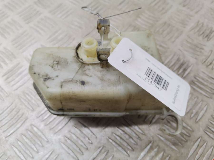 Бачок тормозной жидкости Skoda Fabia 1 (1999-2007) Универсал 2006г. | Фото № 1 Бачок тормозной жидкости Skoda Fabia 1 (1999-2007) Универсал 2006г. - Фото 1