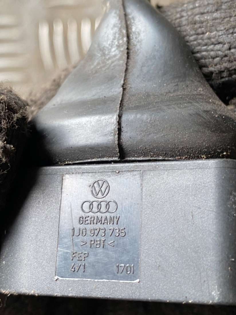 1J0973735 Разъем (фишка) проводки Audi A8 D3 (S8) 2005г. | Фото № 3 1J0973735 Разъем (фишка) проводки Audi A8 D3 (S8) 2005г. - Фото 3