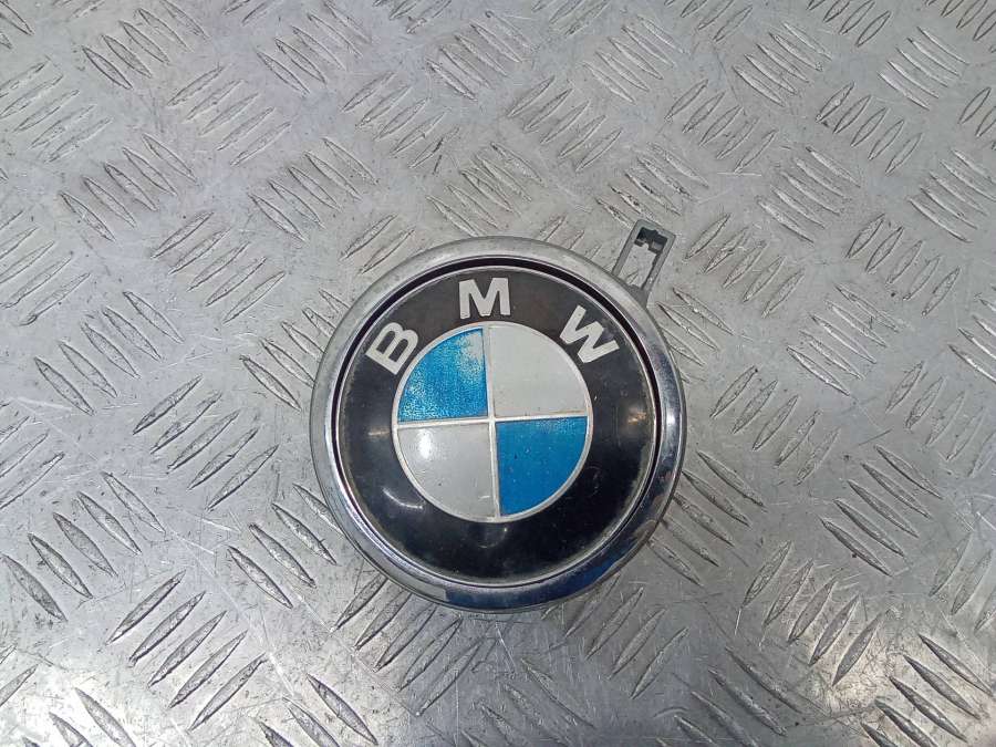 7153173 Ручка багажника BMW 1 хетчбэк 5 дв. 2005г. | Фото № 2 7153173 Ручка багажника BMW 1 хетчбэк 5 дв. 2005г. - Фото 2
