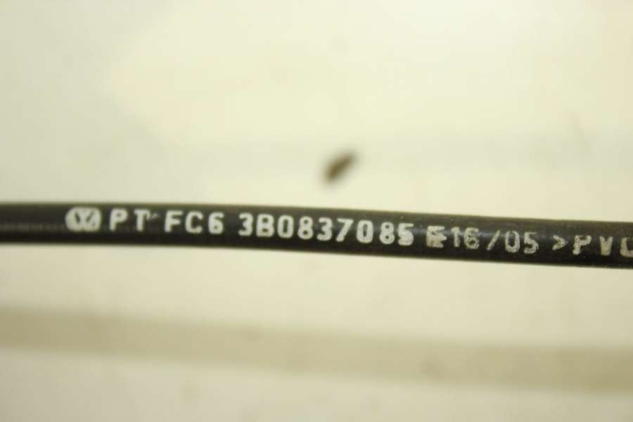 3B0837085E Трос двери передней  Volkswagen Passat B5 2004г. | Фото № 4  3B0837085E Трос двери передней  Volkswagen Passat B5 2004г. - Фото 4