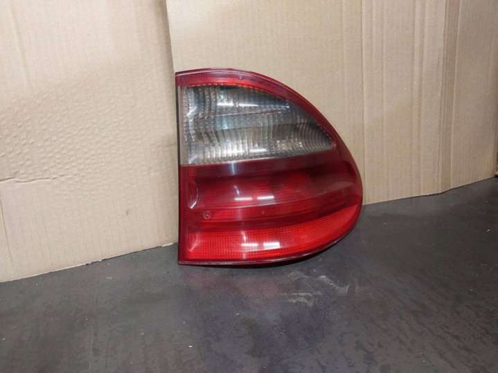 A2108205464 Фонарь задний правый Mercedes E W210/S210 (1995-1999) 1995г. | Фото № 5 A2108205464 Фонарь задний правый Mercedes E W210/S210 (1995-1999) 1995г. - Фото 5