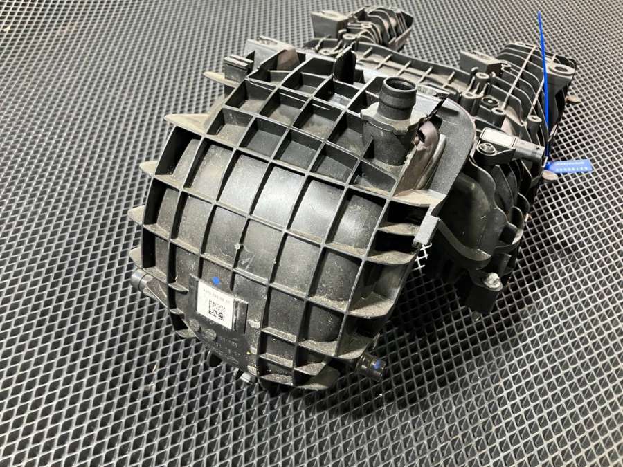 A2780980807 Впускной коллектор Mercedes-Benz S W222/C217/A217 2014г. | Фото № 7 A2780980807 Впускной коллектор Mercedes-Benz S W222/C217/A217 2014г. - Фото 7