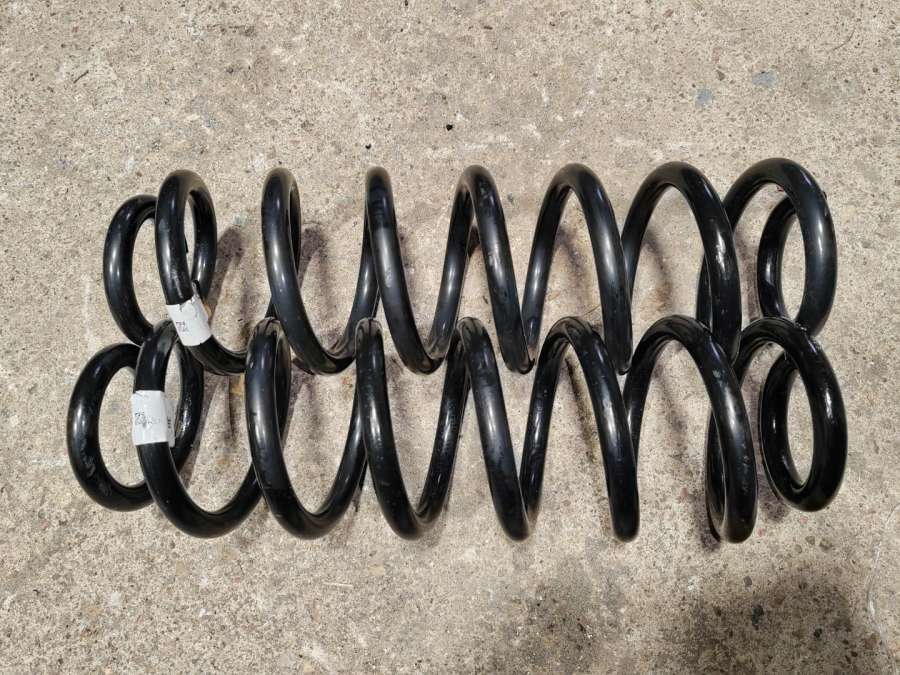 5QF511115BE Пружина задняя  Volkswagen SEAT Tarraco 1 поколение (2018 - 2024),Volkswagen  0000г. | Фото № 1  5QF511115BE Пружина задняя  Volkswagen SEAT Tarraco 1 поколение (2018 - 2024),Volkswagen  0000г. - Фото 1