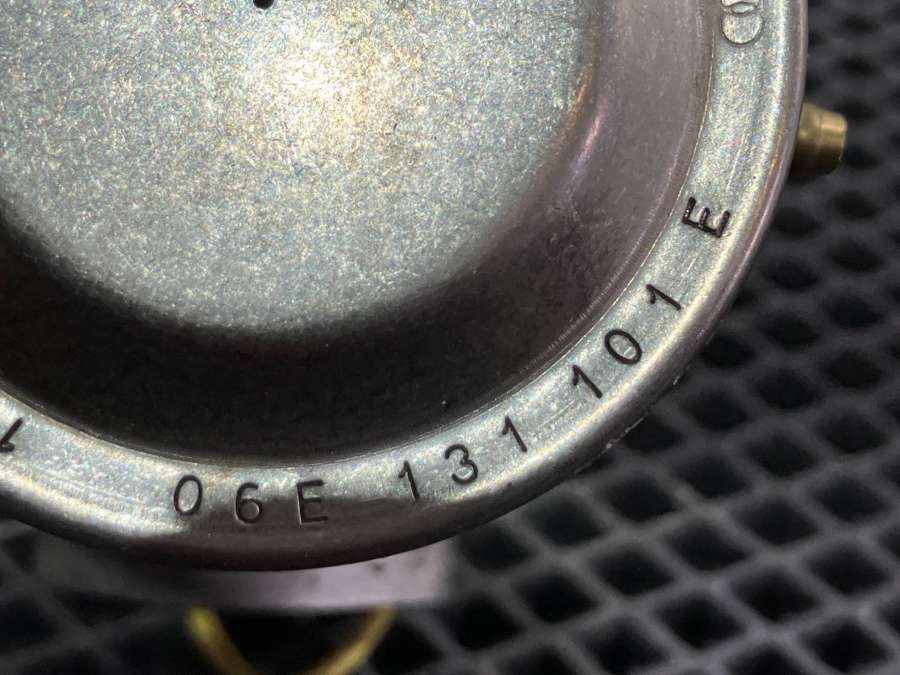 06E131101E06E131101J06E131101K Клапан EGR  Audi A6 4G/C7 2014г. | Фото № 7  06E131101E06E131101J06E131101K Клапан EGR  Audi A6 4G/C7 2014г. - Фото 7