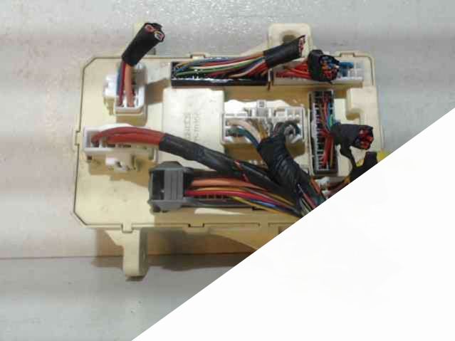 Блок предохранителей (реле) Hyundai i30 FD (2007 - 2012) Хэтчбек (5-дв) 2009г. | Фото № 2 Блок предохранителей (реле) Hyundai i30 FD (2007 - 2012) Хэтчбек (5-дв) 2009г. - Фото 2