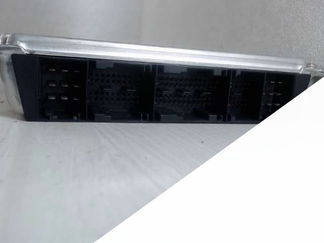 02810101544B0J907401AA Блок управления двс Audi A6 (C5) (1997 - 2004) Универсал 2000г. | Фото № 3 02810101544B0J907401AA Блок управления двс Audi A6 (C5) (1997 - 2004) Универсал 2000г. - Фото 3