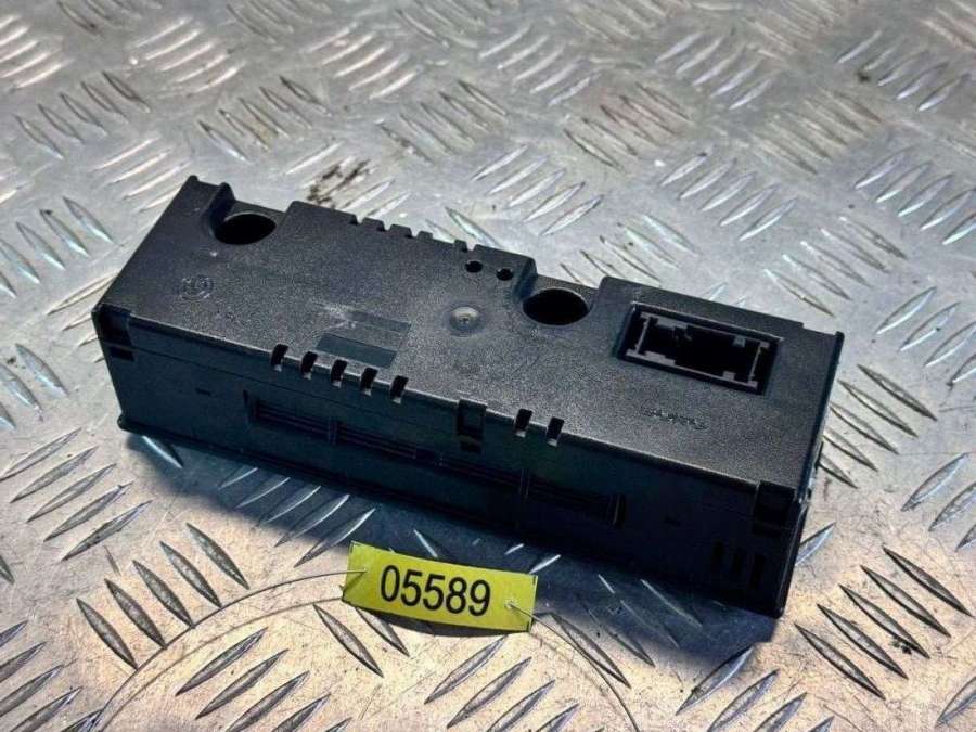 62138363579 62.13-8363579 Компьютер бортовой  BMW 3 E36 1993г. | Фото № 2  62138363579 62.13-8363579 Компьютер бортовой  BMW 3 E36 1993г. - Фото 2