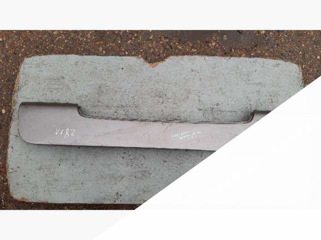 Молдинг крышки багажника Hyundai Terracan 2006г. | Фото № 1 Молдинг крышки багажника Hyundai Terracan 2006г. - Фото 1