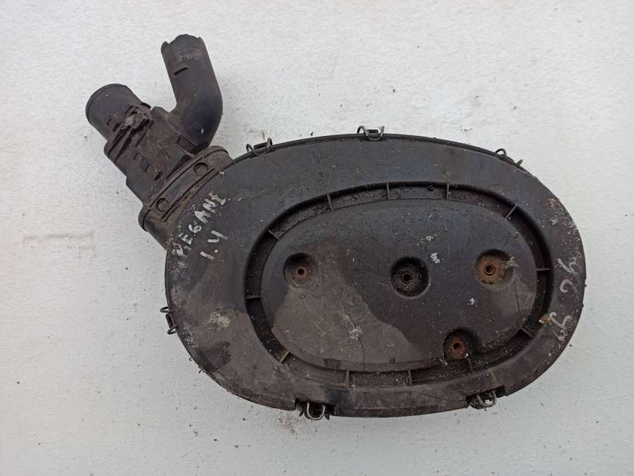 7700853548 Корпус воздушногo фильтра Renault Megane 1996г. | Фото № 1 7700853548 Корпус воздушногo фильтра Renault Megane 1996г. - Фото 1