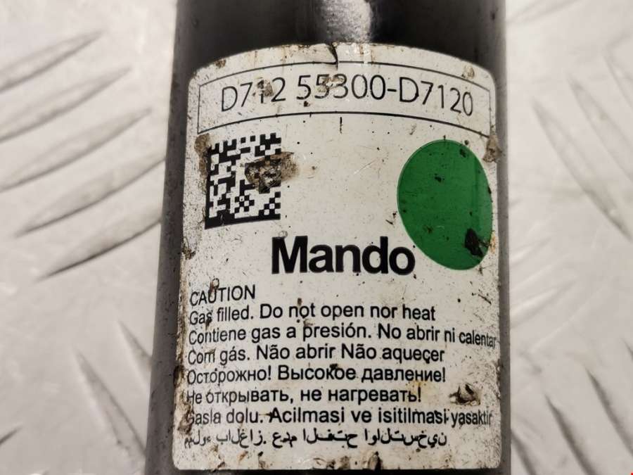 55300-D7120 Амортизатор задний правый Hyundai Tucson 2 (2009-2015) 2011г. | Фото № 3 55300-D7120 Амортизатор задний правый Hyundai Tucson 2 (2009-2015) 2011г. - Фото 3