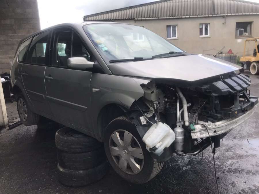 0445110280 Форсунка дизельная электрическая Renault Scenic 2 (2003-2009) Минивэн 2007г. | Фото № 12 0445110280 Форсунка дизельная электрическая Renault Scenic 2 (2003-2009) Минивэн 2007г. - Фото 12