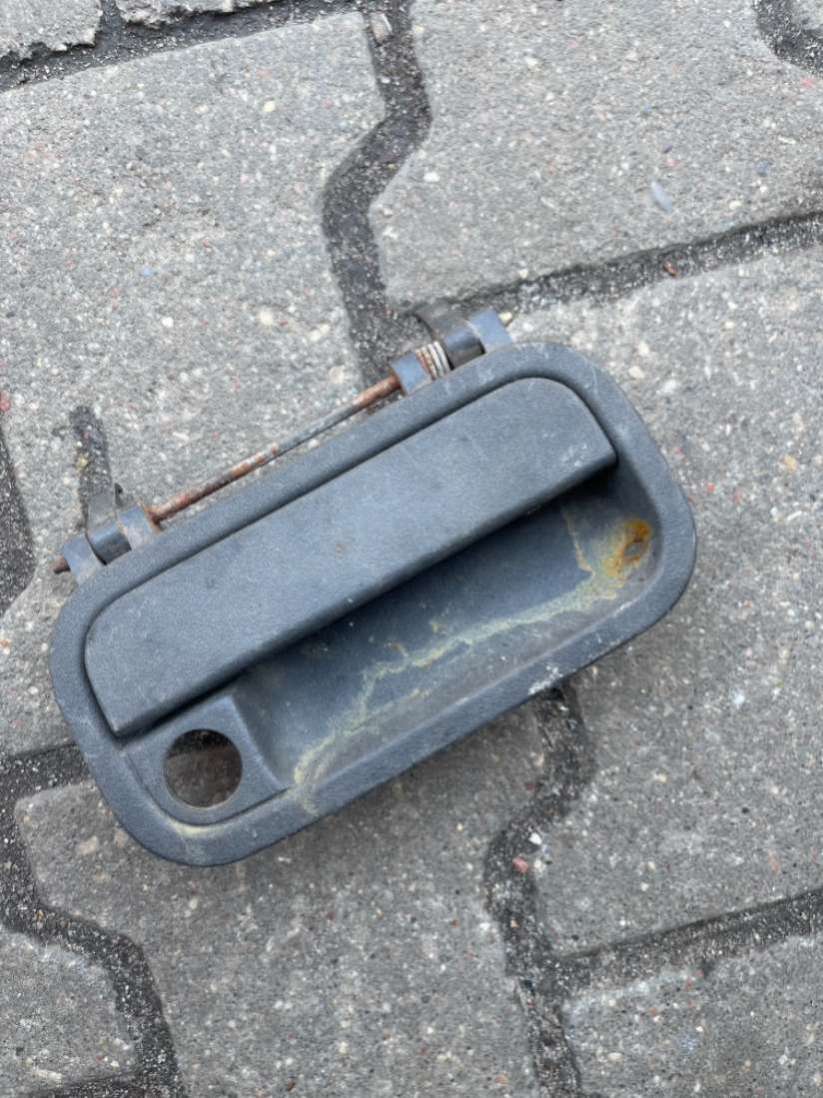 Ручка наружная передняя правая Opel Vectra A 1994г. | Фото № 1 Ручка наружная передняя правая Opel Vectra A 1994г. - Фото 1