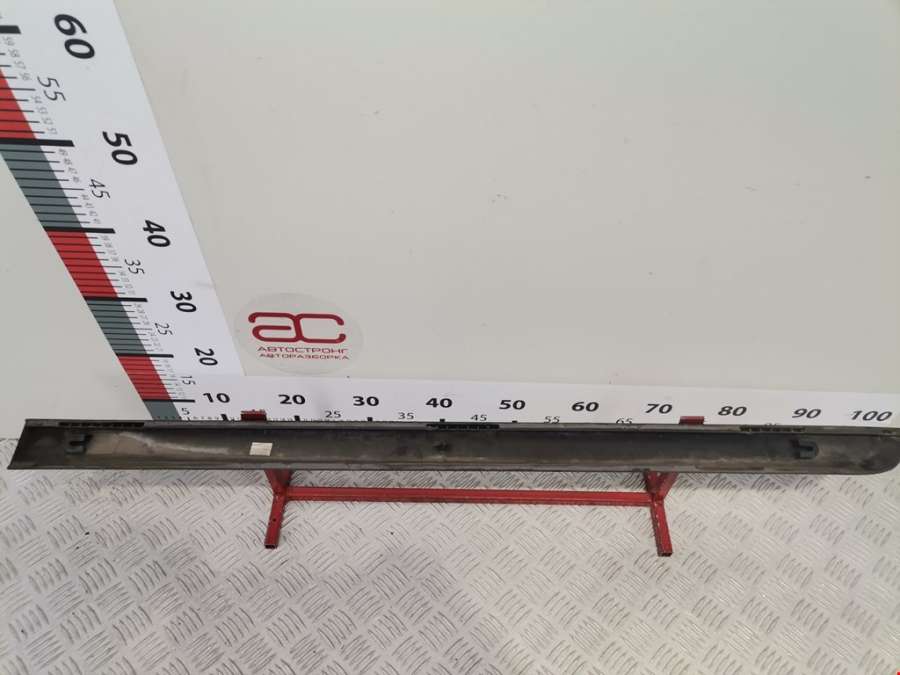 Накладка декоративная (молдинг) двери передней левой Volvo XC90 1 (2002-2014) Внедорожник 5дв. 2005г. | Фото № 5 Накладка декоративная (молдинг) двери передней левой Volvo XC90 1 (2002-2014) Внедорожник 5дв. 2005г. - Фото 5