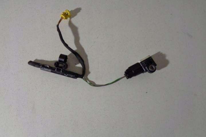 8V4T14B006AA Датчик удара Volvo S60 1 поколение (2000-2004) 2000г. | Фото № 2 8V4T14B006AA Датчик удара Volvo S60 1 поколение (2000-2004) 2000г. - Фото 2