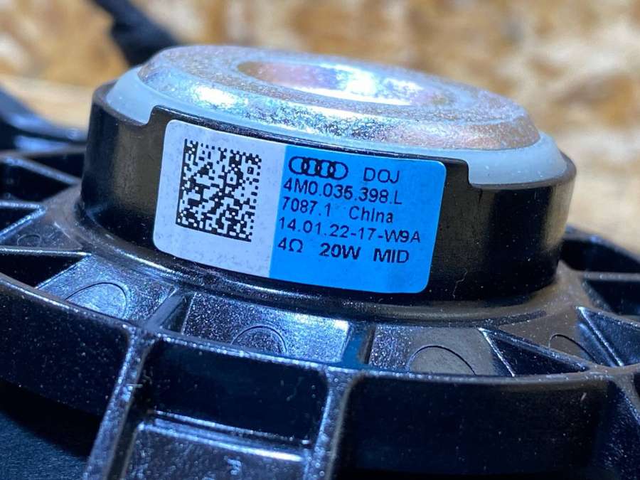 4M0035398L Динамик  Audi Audi Q7 4M рест. 2022 0000г. | Фото № 8  4M0035398L Динамик  Audi Audi Q7 4M рест. 2022 0000г. - Фото 8