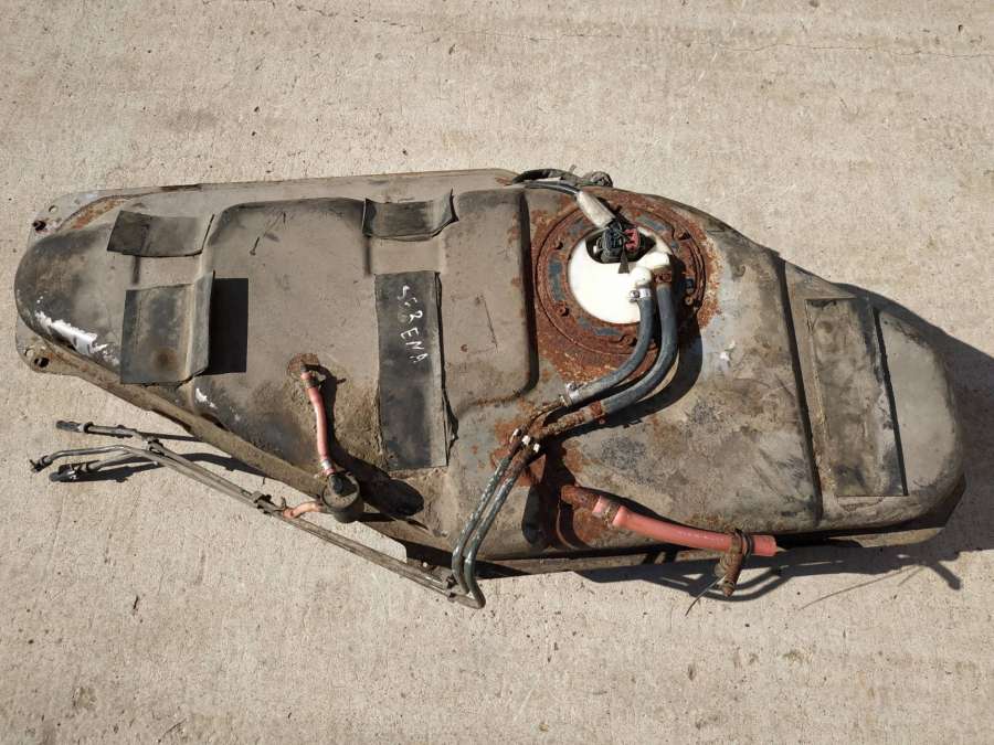 Топливный бак  Nissan Serena С23 1998г. | Фото № 1   Топливный бак  Nissan Serena С23 1998г. - Фото 1