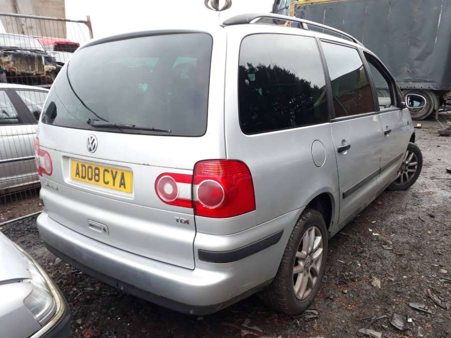 Ручка двери внутренняя передняя правая Volkswagen Sharan 1 (1995-2010) Минивэн 2008г. | Фото № 10 Ручка двери внутренняя передняя правая Volkswagen Sharan 1 (1995-2010) Минивэн 2008г. - Фото 10