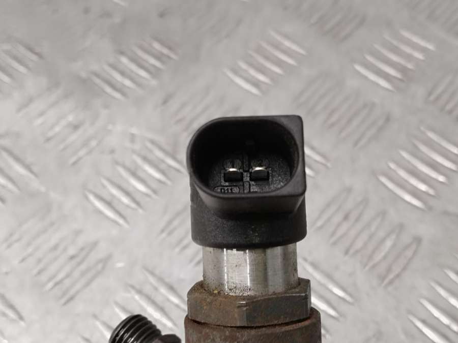 8201100113166006212R Форсунка Renault Scenic 2014г. | Фото № 5 8201100113166006212R Форсунка Renault Scenic 2014г. - Фото 5