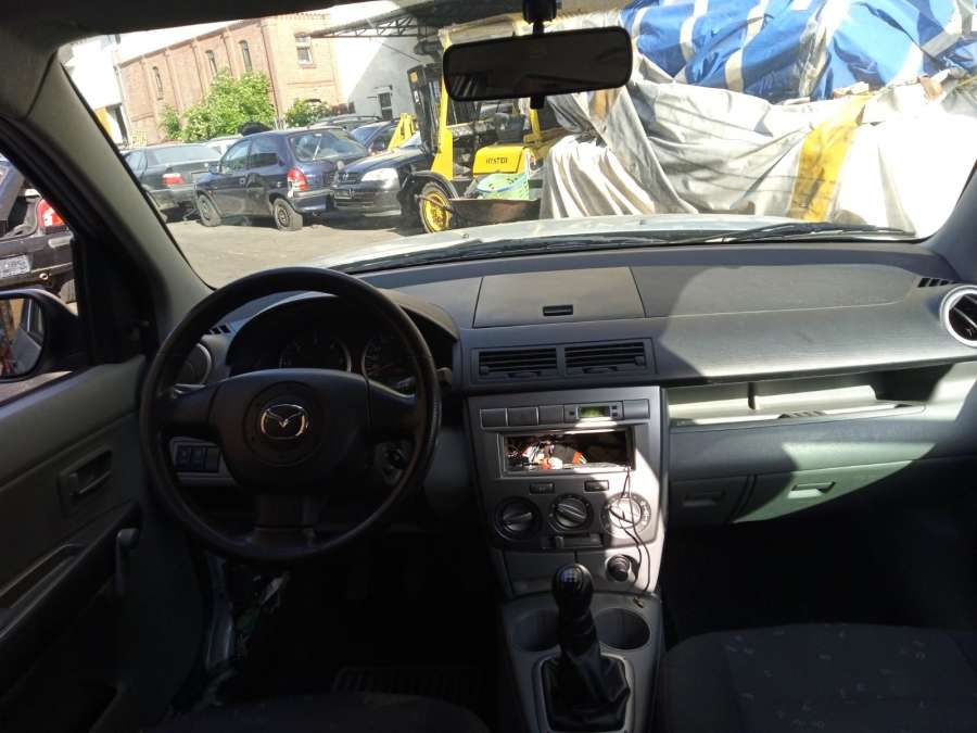 Ручка стеклоподъемника Mazda 2 DY (2003-2007) Хетчбэк 5дв. 2003г. | Фото № 11 Ручка стеклоподъемника Mazda 2 DY (2003-2007) Хетчбэк 5дв. 2003г. - Фото 11