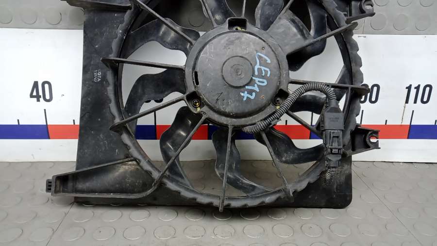 Вентилятор радиатора HYUNDAI SANTA FE 2 2006г. | Фото № 11 Вентилятор радиатора HYUNDAI SANTA FE 2 2006г. - Фото 11